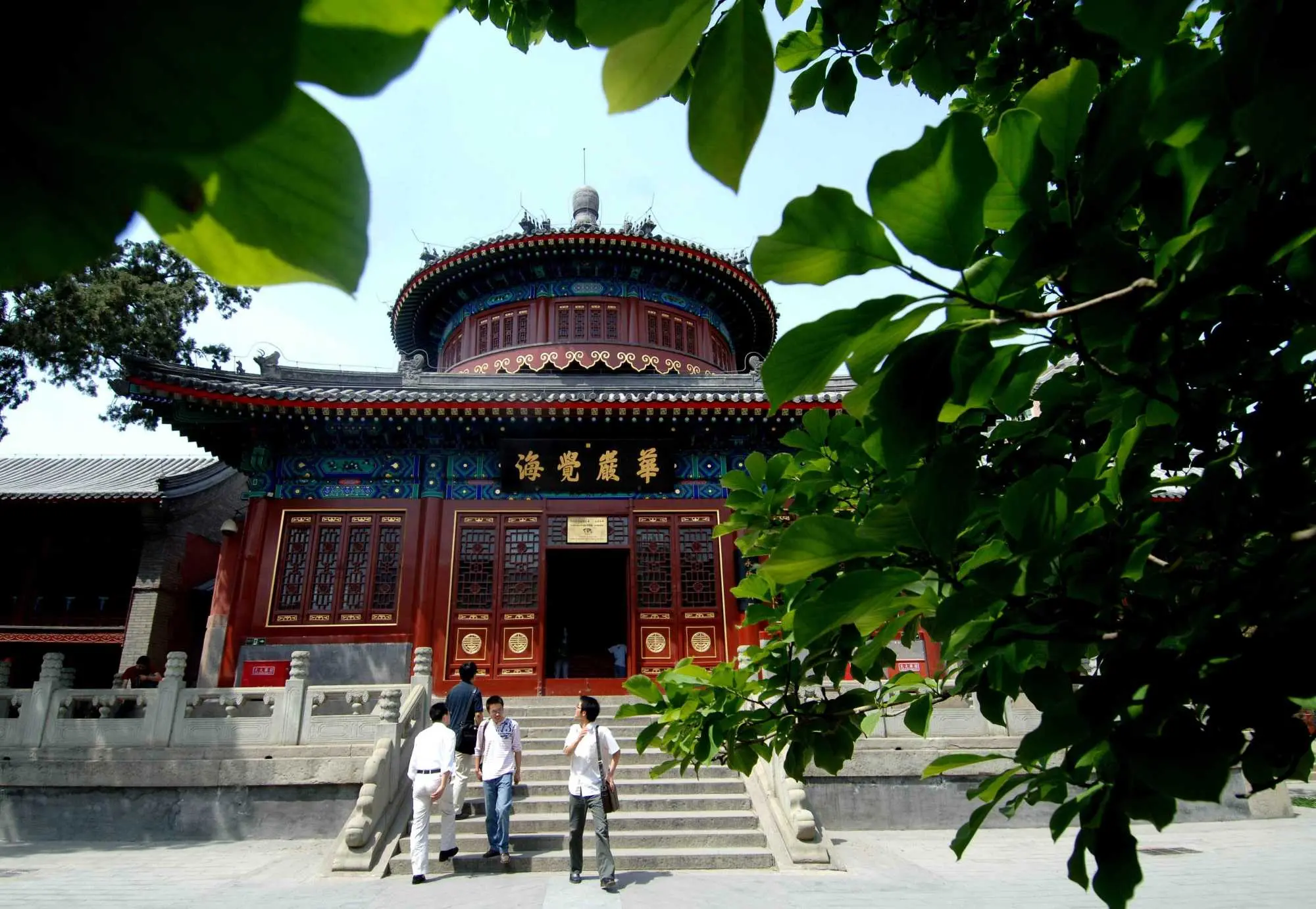 今日起，大鐘寺古鐘博物館每日開放時間延長半小時