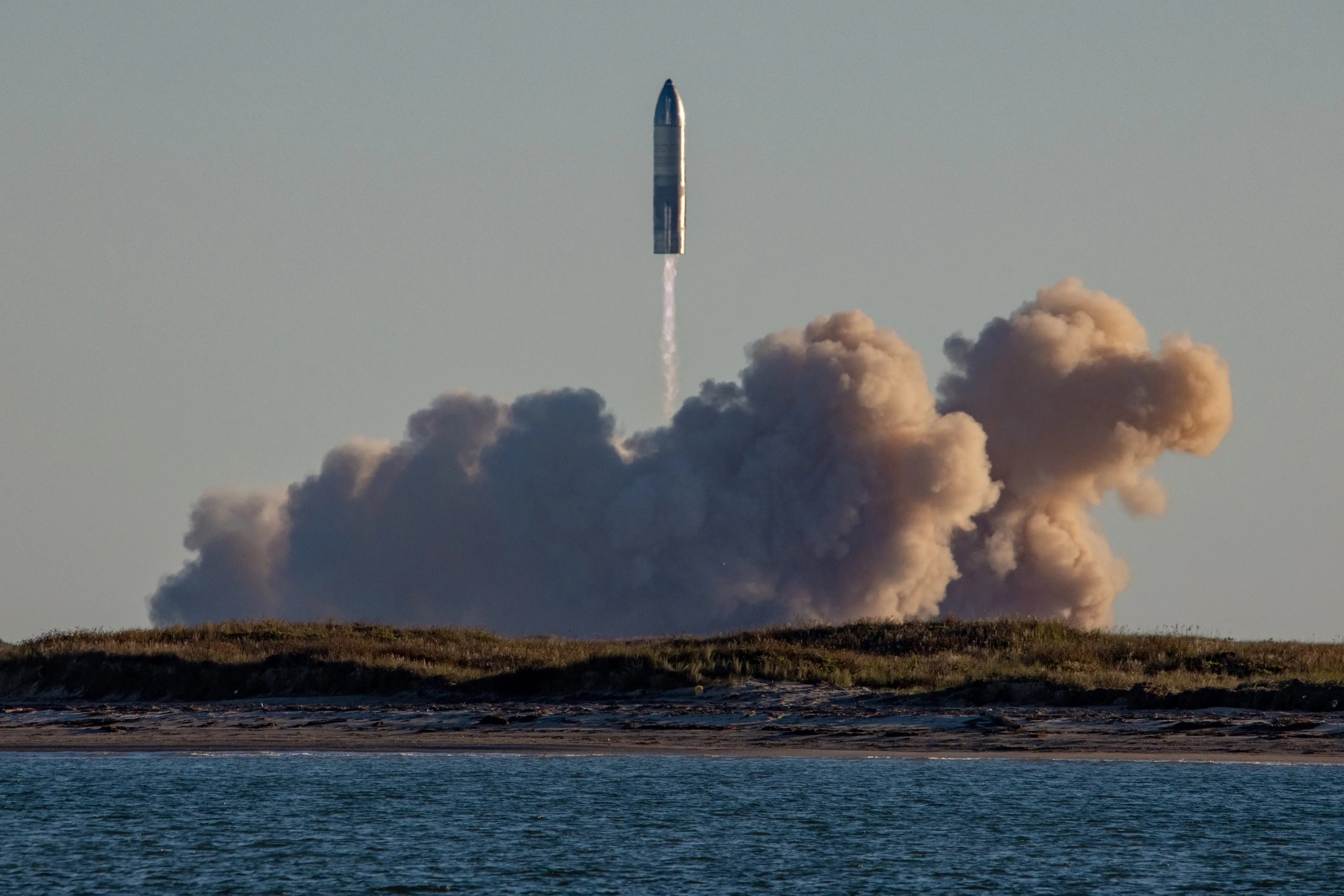 SpaceX试飞“星舰”时发生剧烈爆炸，但马斯克仍认为这是一次胜利