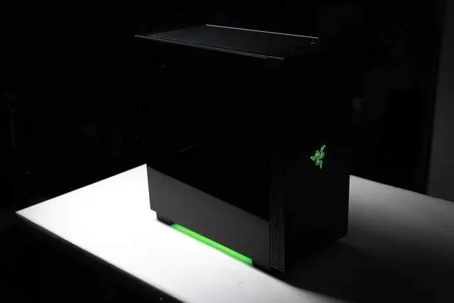 RAZER Tomahawk 战斧 ATX 装机报告