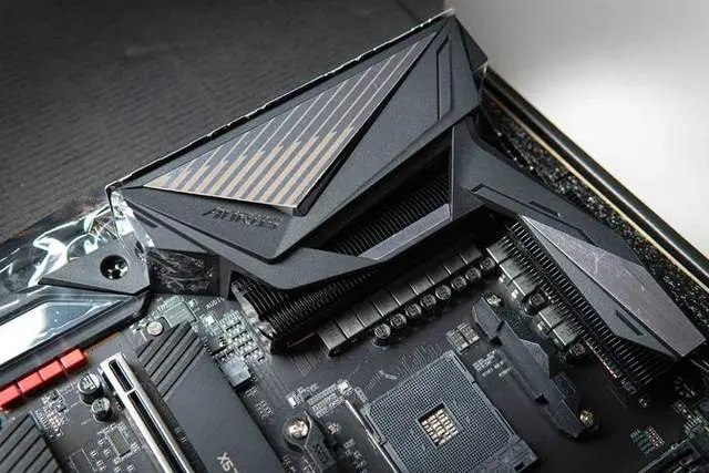 RAZER Tomahawk 战斧 ATX 装机报告