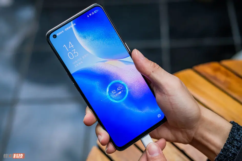 65W超级闪充解决电量焦虑，OPPO Reno5充满仅需半小时