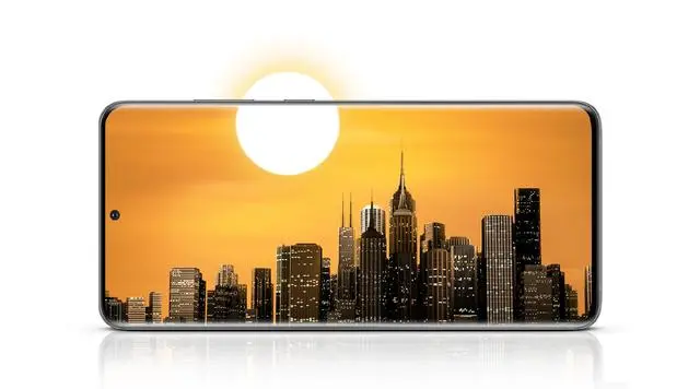 OPPO Reno5 Pro较量三星 S20＋，亮点不止颜值！