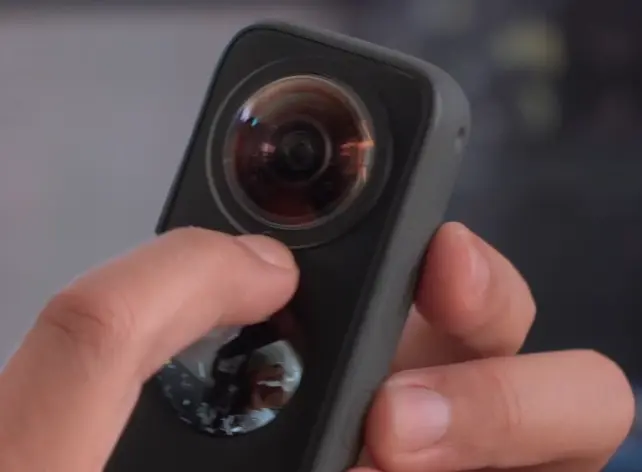 解决了裸机防水的insta360onex2代全景相机，能否代替传统运动相机？