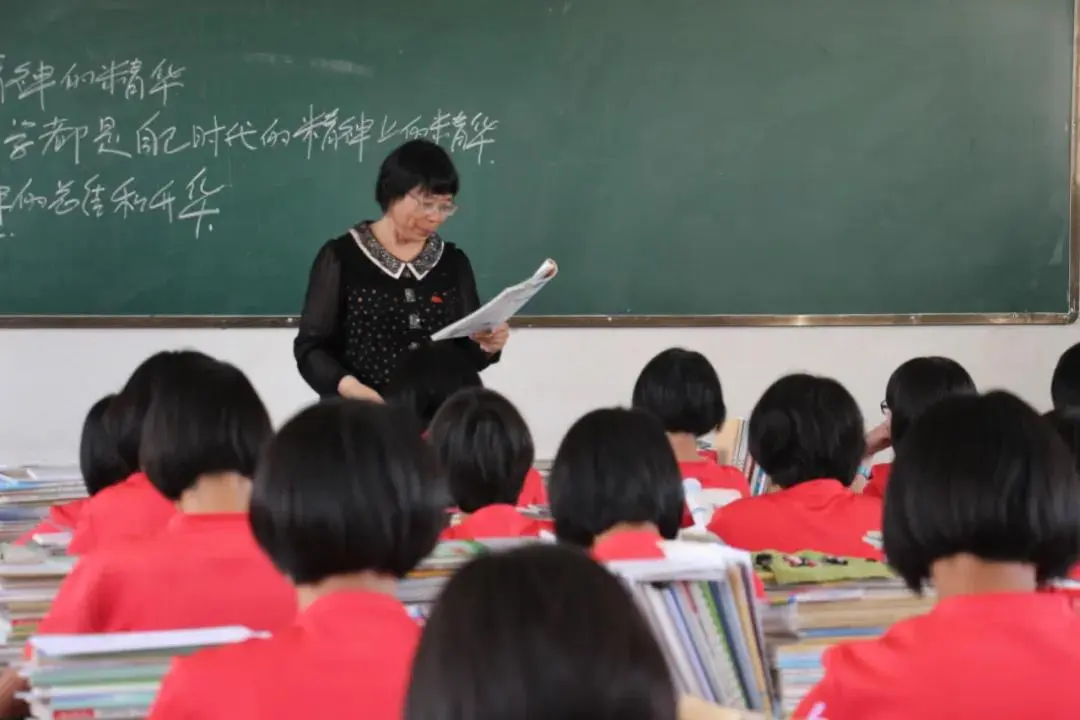 感天动地！传奇校长张桂梅和1804个女孩的故事