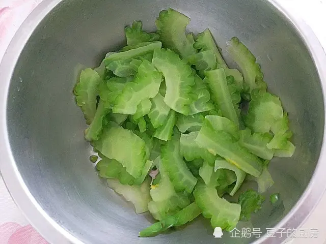 天然“胰岛素”被发现，每天炒一盘，解毒降糖，冬天记得吃一些