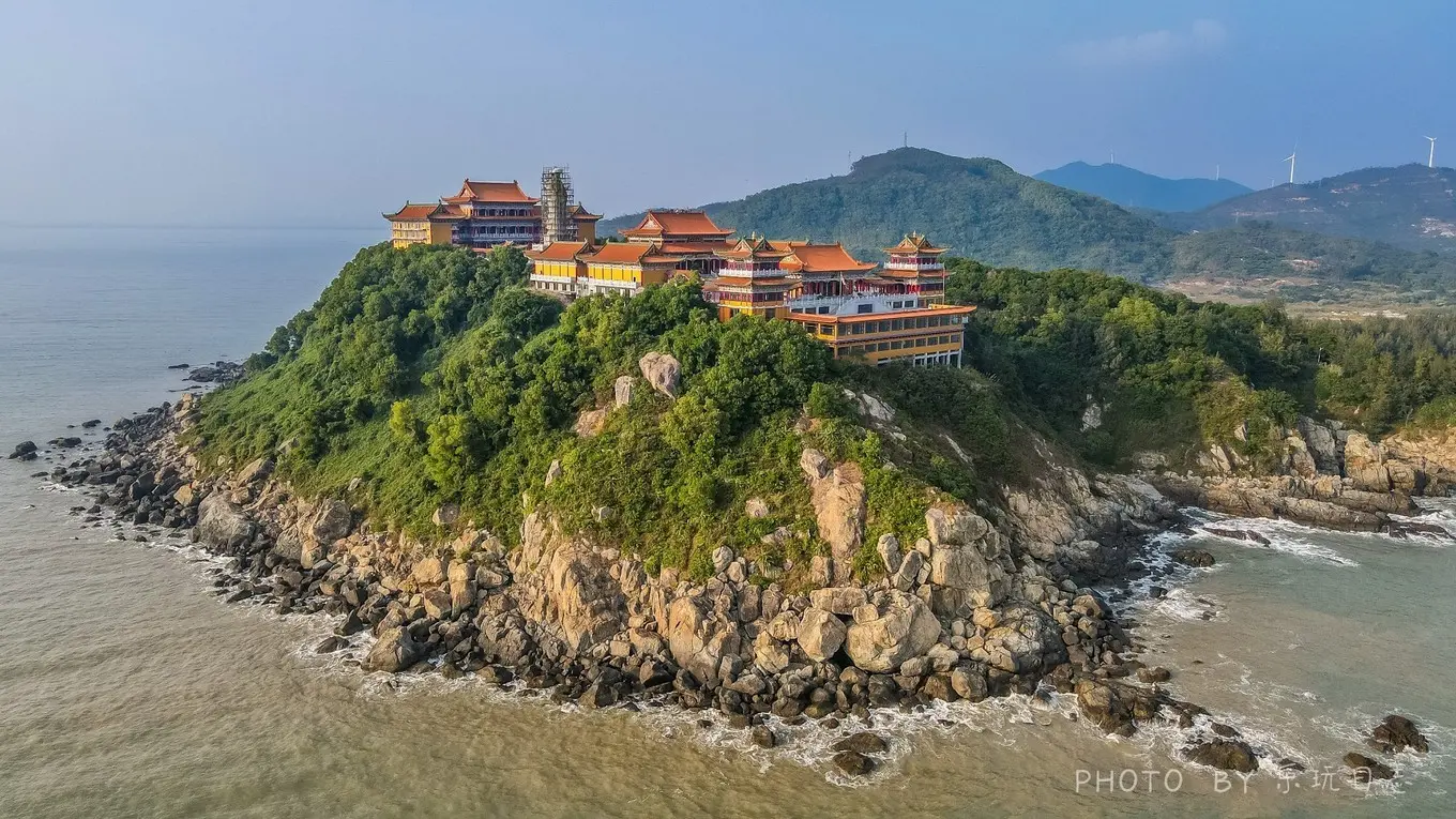 东平小众秘景地，阳江小故宫飞龙寺，靠山面海风景特美