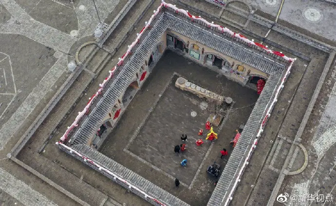 奇特的地下四合院，你见过吗？