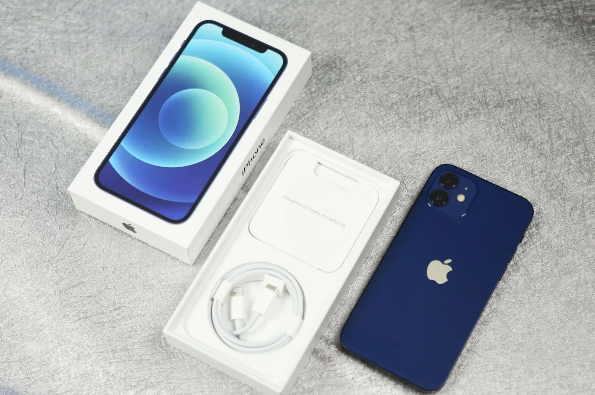 库克始料未及！苹果就iPhone12正式宣布，被余承东说对了？