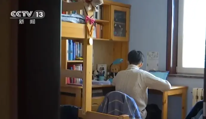 新闻调查丨我在国内留学