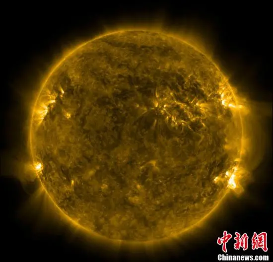 太阳喷出等离子体云抵达地球 或影响地球磁场（图）