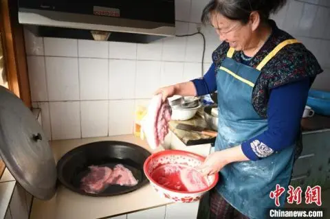 中国北方杀猪菜：藏于城镇化进程的一抹乡愁