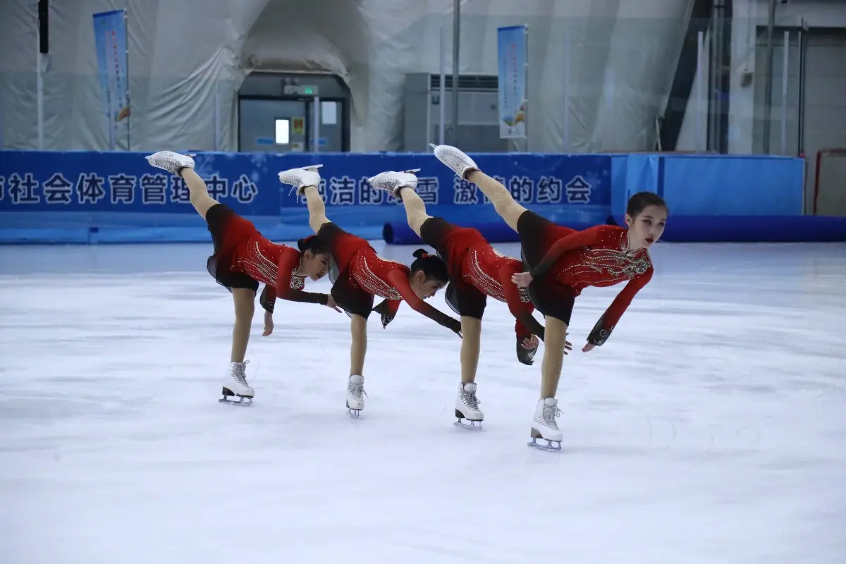 第六届大众冰雪北京公开赛启动 预计吸引近两万人参与