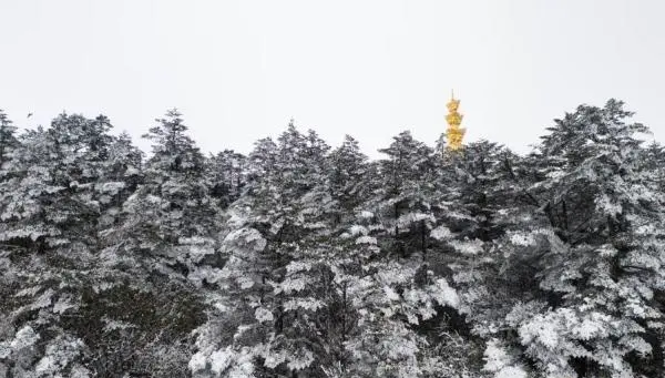 峨眉山冰雪温泉节开幕