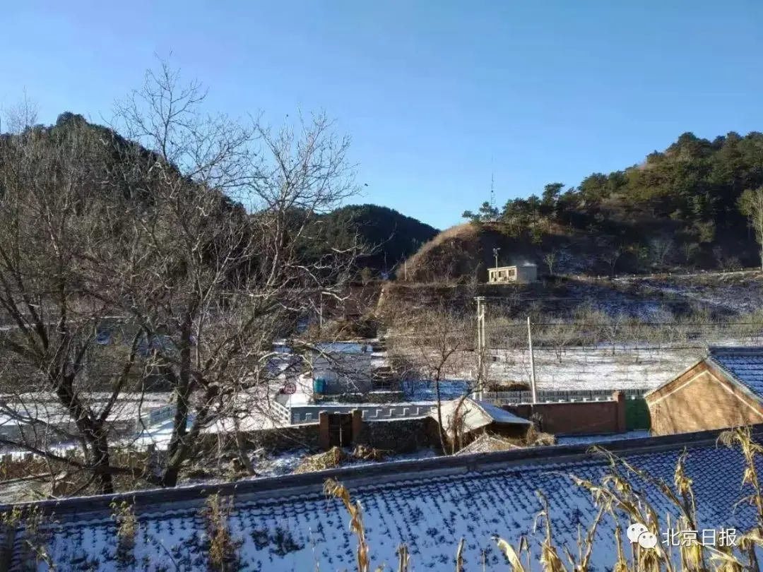 今冬首个寒潮来袭，北京最高温跌破冰点！绝美雪景已到货