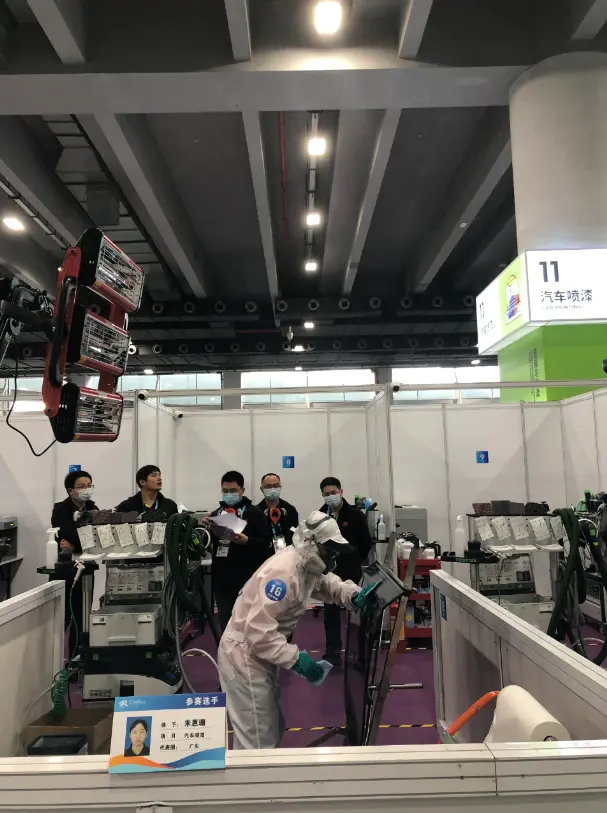 首届全国技能大赛选手：“我想更加努力，到更高的地方去”