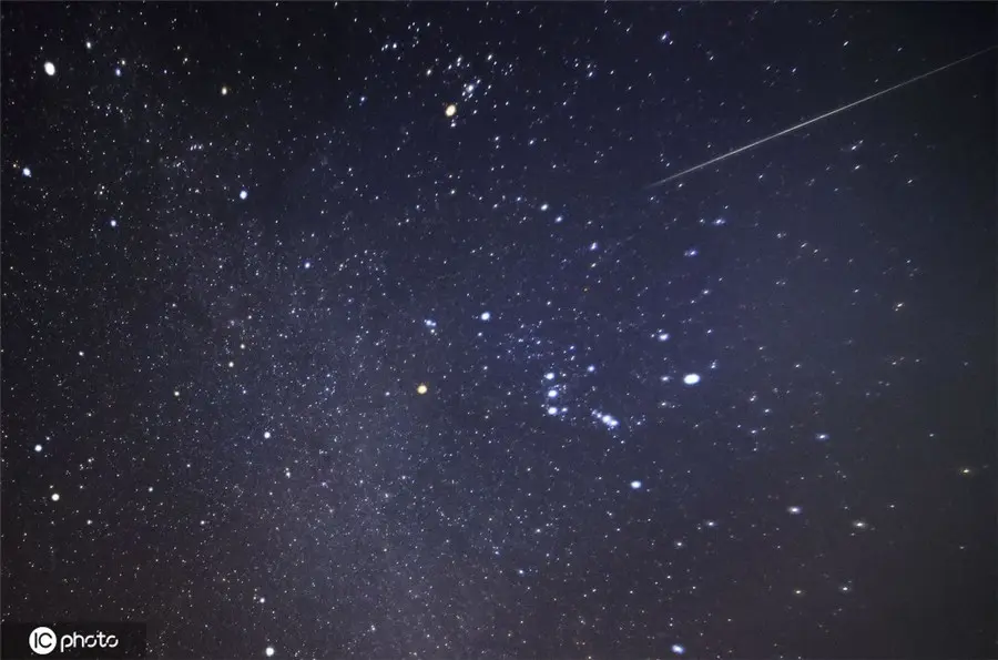 日本奈良县观测到双子座流星雨