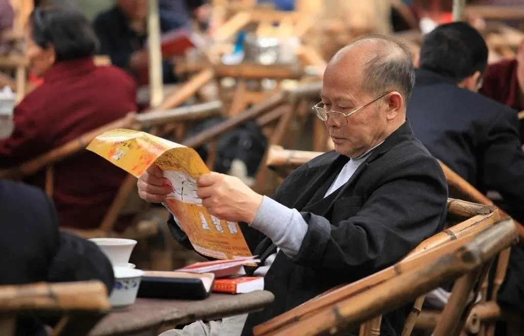 有一种人，家庭富裕，但不讲究吃穿，不在乎外表，这是什么心态？