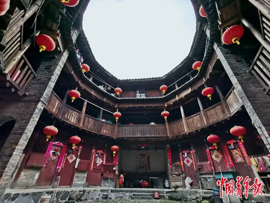土楼与土楼人的故事