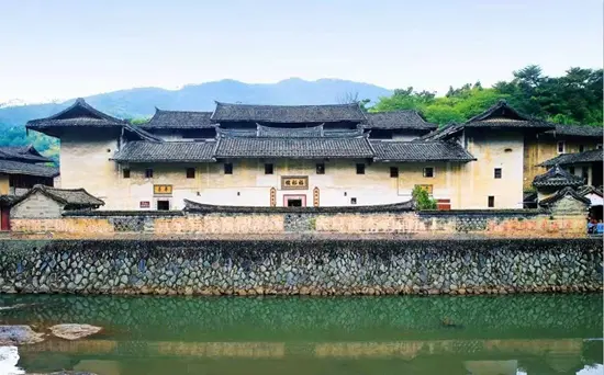 土楼与土楼人的故事