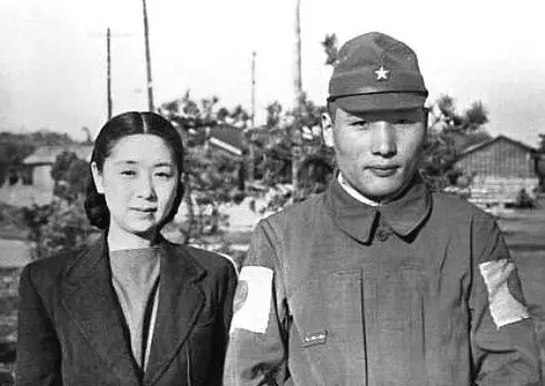 1946年镇压日军战俘暴乱，凡是答不上口令的，上去就是一枪