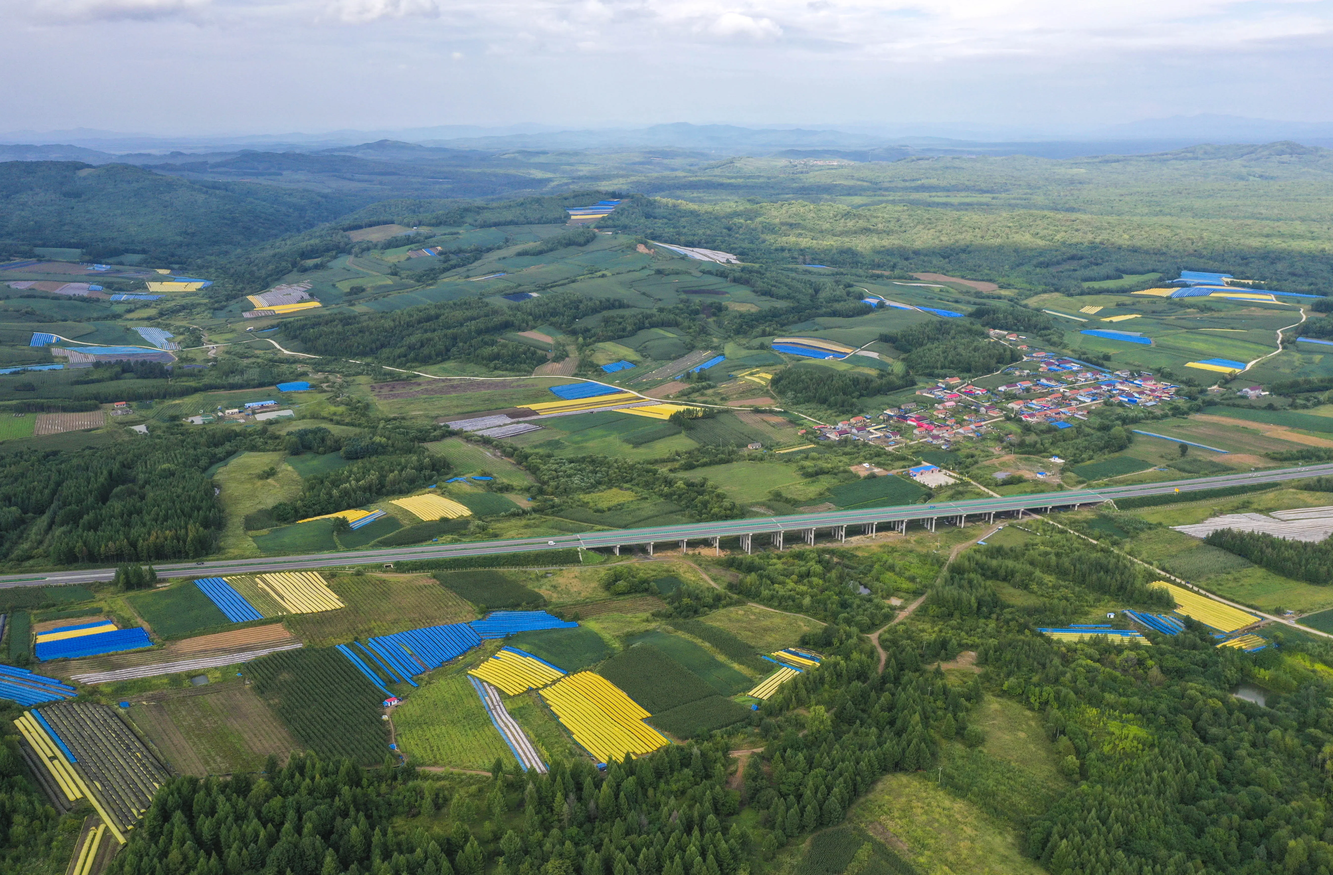 绿水青山就是金山银山｜长白山下生态县：倚绿生金，以景换银