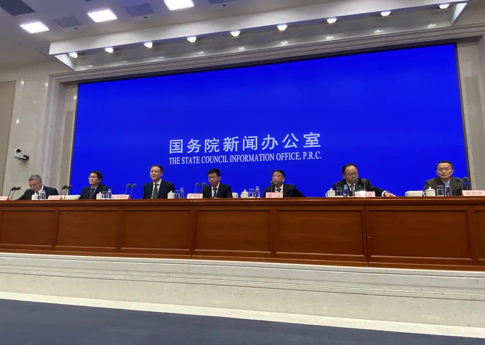 嫦娥五号“回家”，国家航天局副局长：嫦娥六号、七号、八号将按计划陆续实施