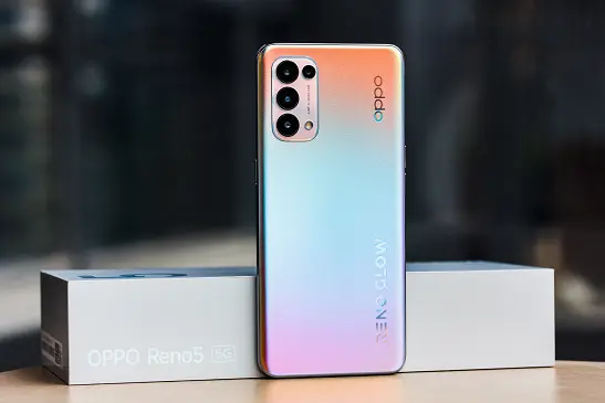 OPPO Reno5轻体验：直屏美颜视频标杆