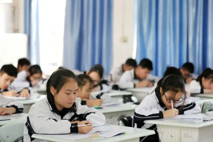 高中生物理学习困难，不仅要打好学习基础，答题技巧也很重要