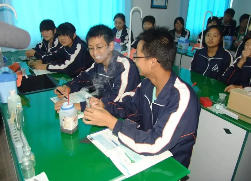 高中生物理学习困难，不仅要打好学习基础，答题技巧也很重要