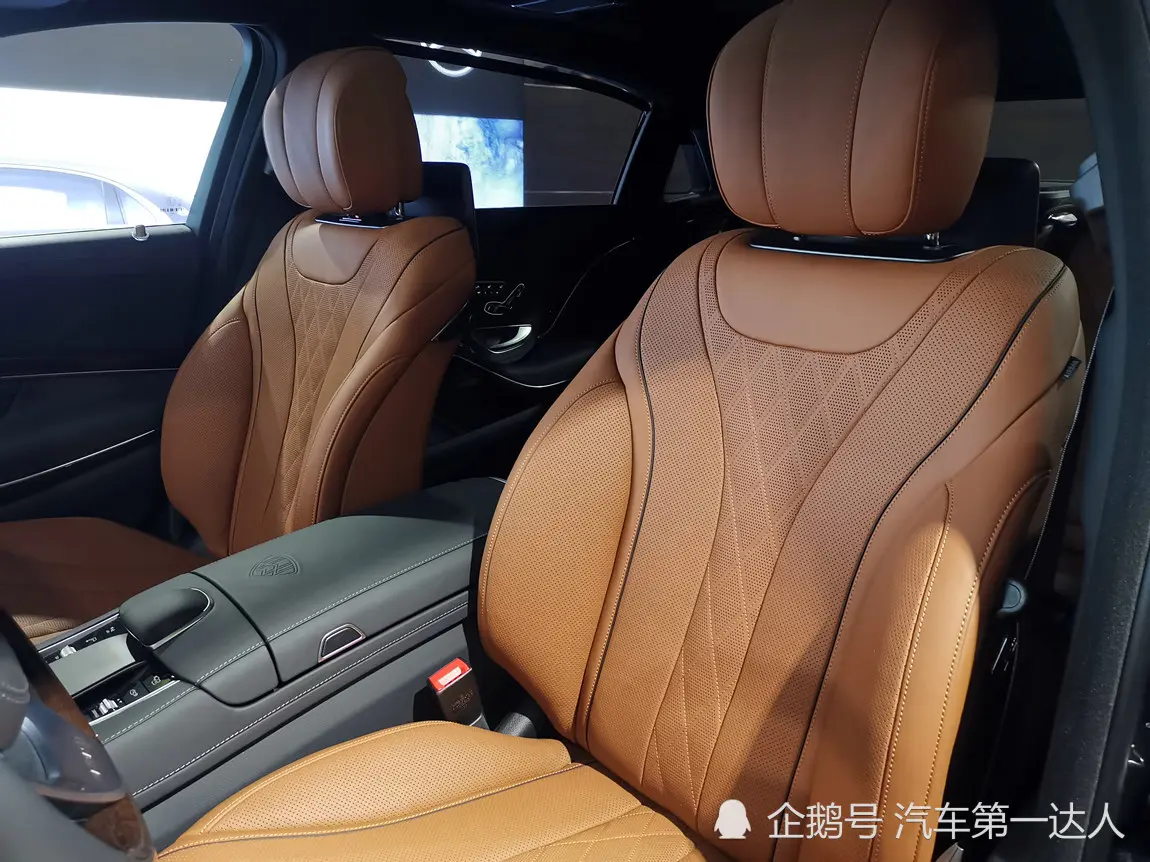 迈巴赫 S450 典藏版 黑外棕内 最新款