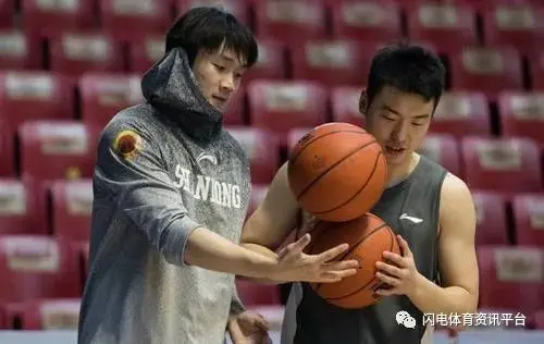 山东男篮焦点战来了，丁彦雨航何时复出依旧是谜