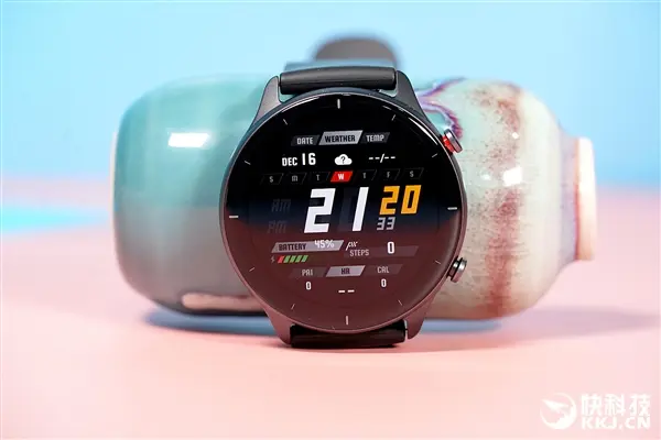 华米Amazfit GTR 2e开箱图赏：全天候屏幕 24小时超长续航