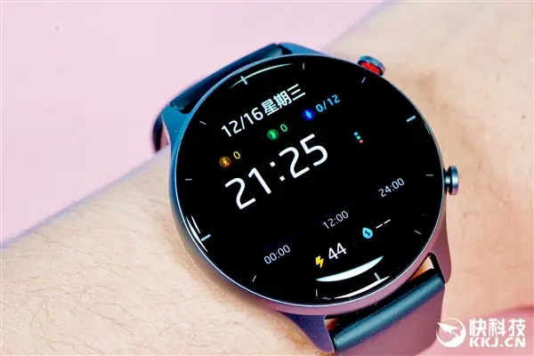 华米Amazfit GTR 2e开箱图赏：全天候屏幕 24小时超长续航