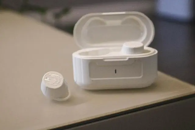 外观印花设计，音质堪比AirPods，不向音质妥协才是座右铭