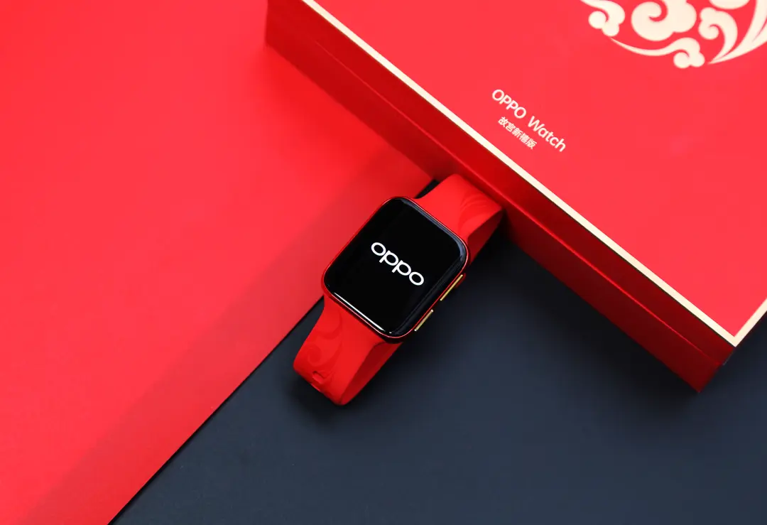 OPPO Watch 故宫新禧版开箱：新的一年，要红红火火