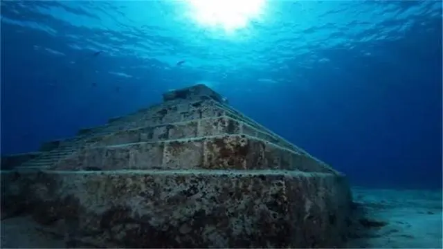 墨西哥小城50年未遭飓风袭击，政府出面为外星人立雕像：感谢UFO