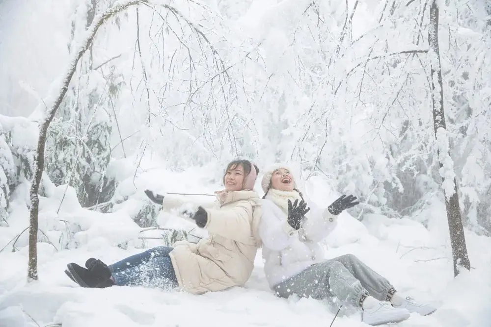 峨眉山冰雪温泉节，还你一个童话世界！