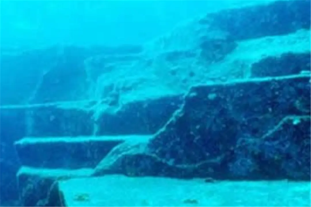 美国学者海底发现巨型建筑，距今大约15000年，疑似华夏MU文明！