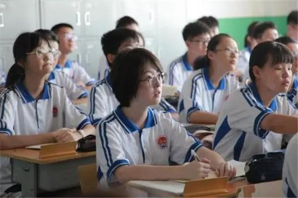 初三学生学习成绩提不上来，需要了解影响的因素，找到学习的方向