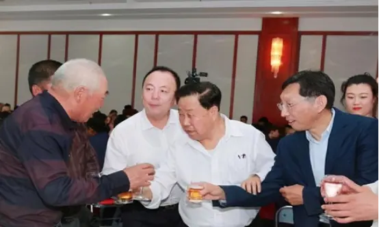 东北“隐形”首富：靠“不起眼”的生意起家，外界却对他一无所知