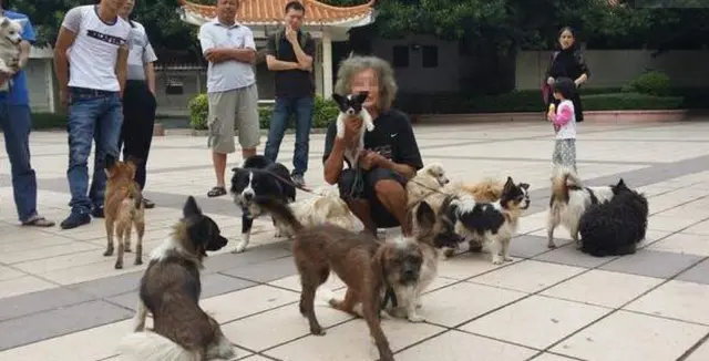 香港富二代花钱如流水，5000万遗产挥霍一空，沦为流浪汉