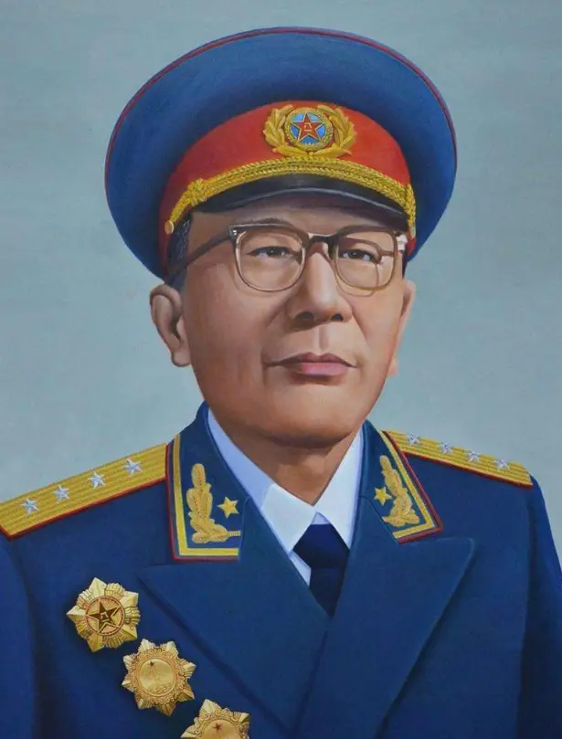 弟弟是开国大将，老农民找上门去：我太穷了，只想要一件皮袄