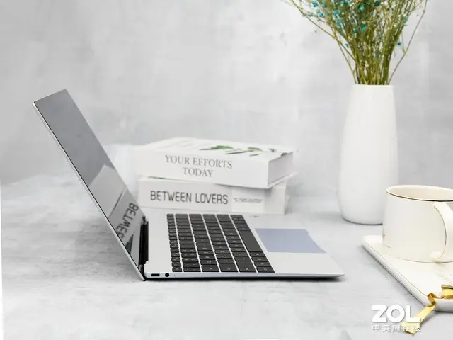 华为MateBook X 2020款获得ZOL 2020年度卓越产品奖