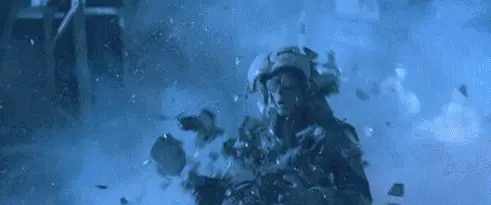 《终结者2》T-1000直接被冻碎，短时间接触液氮会冻伤吗？