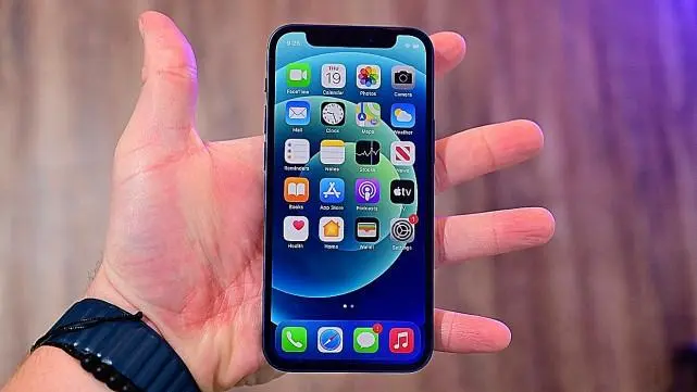 iPhone12全系列體驗報告：勸你先別買今年的蘋果手機！