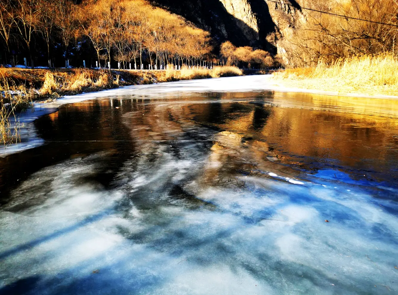 冬季里的永定河美翻了，还不赶快来打卡！