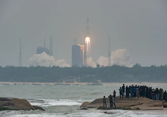 中国新一代中型运载火箭飞天：未来瞄准重复利用