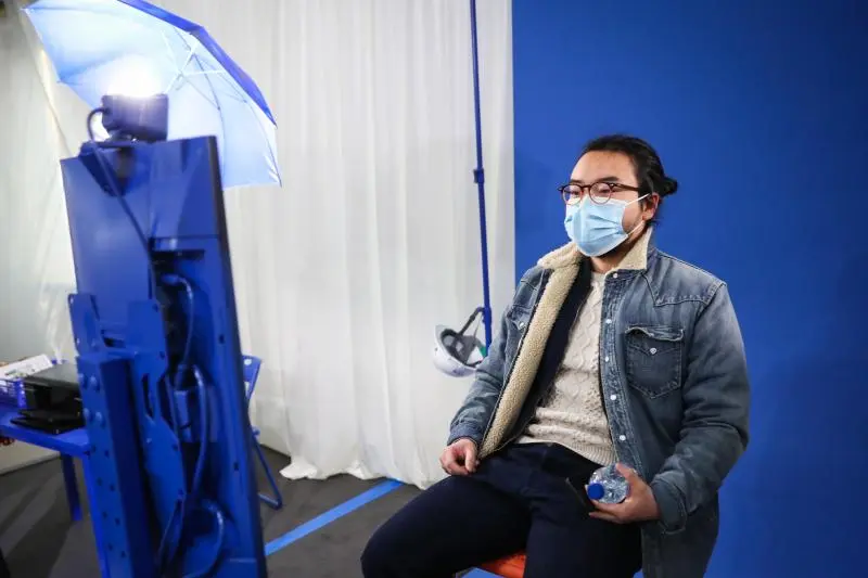 “打工皇帝”还是“热血社畜”？13位中外艺术家打造“打工人理想博物馆”