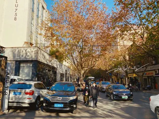 上海有条道路充满文艺气息，就在南京西路附近，知道的游客却不多