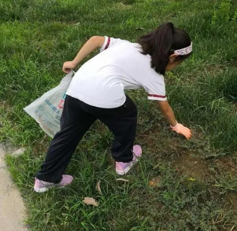 我国最具有热带文化旅游点，生活节奏慢，人称“小夏威夷”的城市